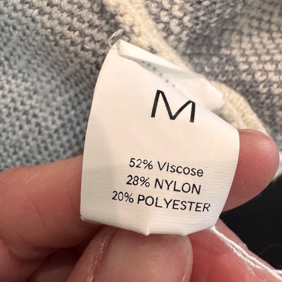 Womens Abstract Graphic Lantern Sleeve Knit Sweater - Picture 5 of 5